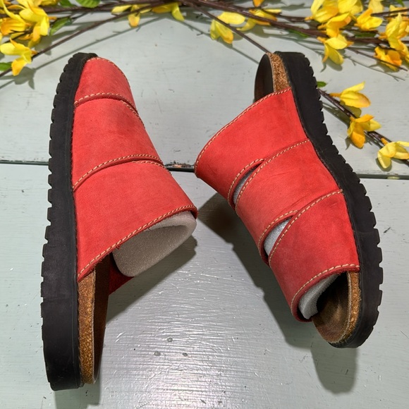 Eddie Bauer Leather Sandal - Picture 4 of 8